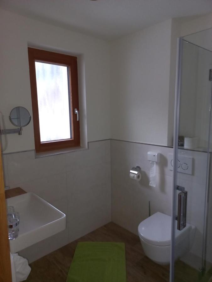 Haus Alpenflora Apartman Flirsch Kültér fotó