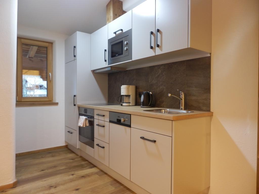 Haus Alpenflora Apartman Flirsch Kültér fotó